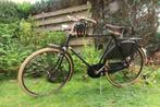 Oldtimer herenfiets met uniek kinderzitje  |  Batavus, Ophalen, Batavus., Jaren '60 of nieuwer