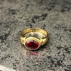 14 karaat gouden ring rood robijn steen nieuw, 20 of groter, Heer, Ophalen of Verzenden, Zo goed als nieuw