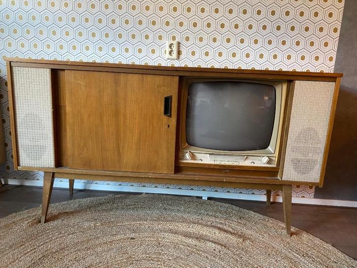 Retro kast met tv, radio en platenspeler, Huis en Inrichting, Kasten | Wandmeubels, Gebruikt, Minder dan 100 cm, 150 tot 200 cm