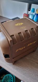 Fallout 4 Pip-Boy 3000 Mk IV Replica, Ophalen
