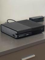 Xbox One + 3 Games: Fable 3, Skate 3, GTA IV: EoLc, Ophalen, Gebruikt, Zonder controller, Met games
