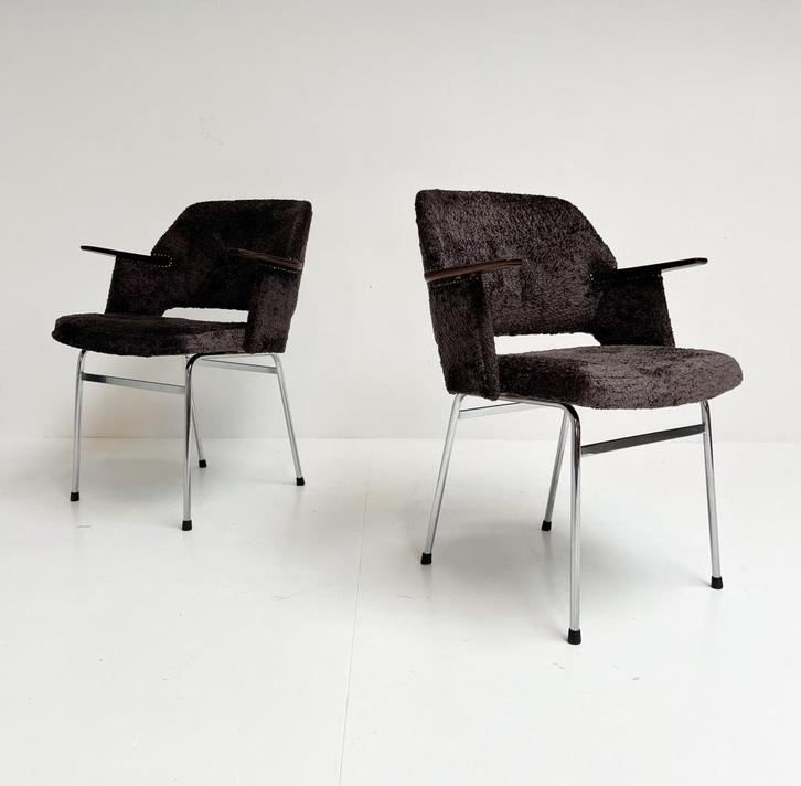FT30 stoel van Cees Braakman voor Pastoe, 1950's, Huis en Inrichting, Stoelen, Gebruikt, Twee, Hout, Metaal, Bruin, Ophalen of Verzenden