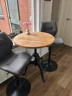 Mangohouten tafel met barkrukken., Huis en Inrichting, Tafels | Eettafels, Ophalen, Overige materialen, Rond, Tot twee personen