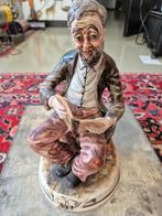 Capodimonte Beeldje - Lezende Man, Antiek en Kunst, Ophalen of Verzenden
