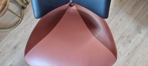 Leolux pallone,, Huis en Inrichting, Stoelen, Zo goed als nieuw, Ophalen of Verzenden
