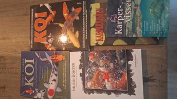 Div koi karper en karper boeken  beschikbaar voor biedingen