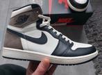 Jordan 1  dark mocha   nieuw, Kleding | Heren, Schoenen, Ophalen of Verzenden, Nieuw, Bruin