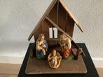 Antieke gipsen kerstgroep met stal, Diversen, Kerst, Ophalen of Verzenden, Zo goed als nieuw