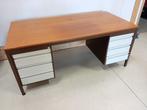 Bureau afmeting 180 x 90cm en 78 hoog, Huis en Inrichting, Bureaus, Ophalen, Zo goed als nieuw, Bureau
