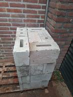 24 Betonblokken 14x19x29, Doe-het-zelf en Verbouw, Metselstenen, Ophalen, Gebruikt, Beton