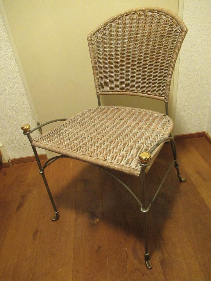 STOEL Modern Decoratief met versterkt riet op zitting en rug, Huis en Inrichting, Stoelen, Zo goed als nieuw, Eén, Metaal, Riet of Rotan