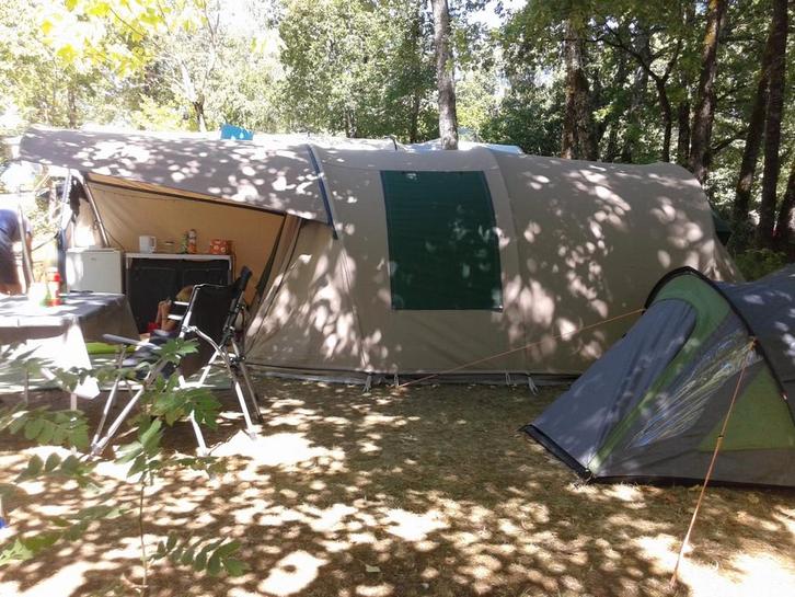 Complete Tunneltent Falco Buizerd 3000 - Ruime Familietent, Caravans en Kamperen, Tenten, tot en met 4, Gebruikt, Ophalen