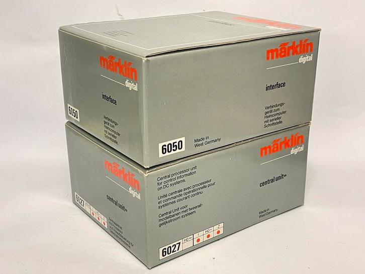 ** MÄRKLIN ** Central Unit 6027 en Interface 6050 **, Hobby en Vrije tijd, Modeltreinen | H0, Zo goed als nieuw, Transformator of Voeding
