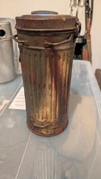 Duits gasmasker blik, origineel gecamoufleerd!, Verzamelen, Militaria | Tweede Wereldoorlog, Ophalen of Verzenden, Landmacht, Duitsland