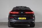 BMW X6 xDrive40i M-Sport NL-Auto! Bow.Wil I Swarovski I Sky, Gebruikt, Euro 6, 138 €/maand, Zwart