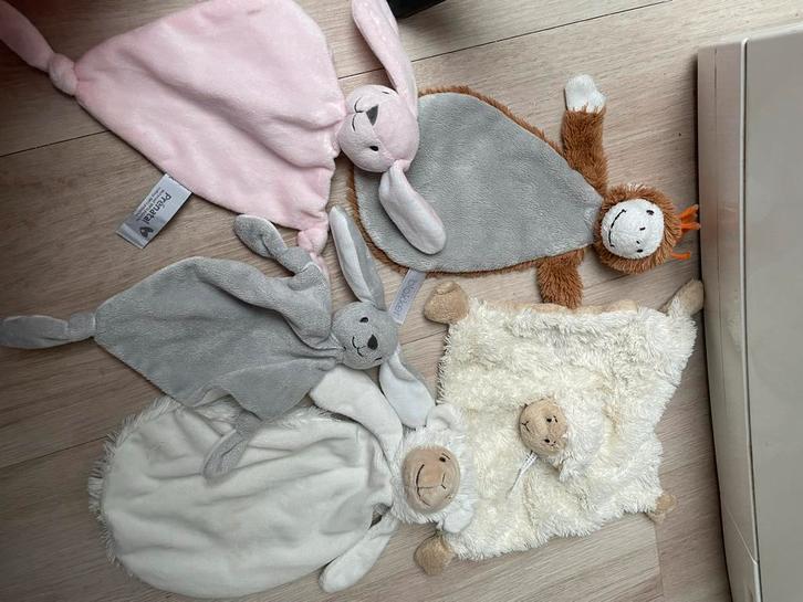 Knuffeldoekjes schaap aap konijn, Kinderen en Baby's, Speelgoed | Babyspeelgoed, Zo goed als nieuw, Overige typen, Ophalen of Verzenden