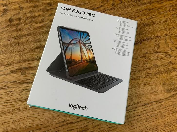 Logitech Slim Folio Pro toetsenbord voor iPad Pro 12,9”, Computers en Software, Tablet-hoezen, Zo goed als nieuw, Bescherming voor- en achterkant