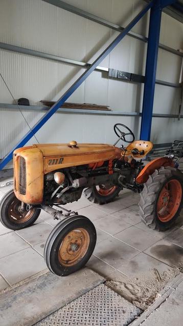 Fiat 211 trekker oldtimer beschikbaar voor biedingen