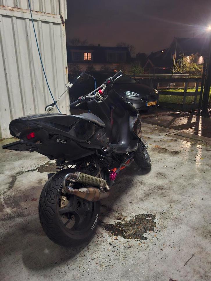 Yamaha Aerox 70cc MHR, Fietsen en Brommers, Scooters | Yamaha, Zo goed als nieuw, Aerox, Tweetakt, Ophalen of Verzenden