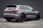 Volkswagen Touareg 3.0 TSi 4MOTION R / Pano / Luchtvering /, Automaat, Gebruikt, 2995 cc, 462 pk