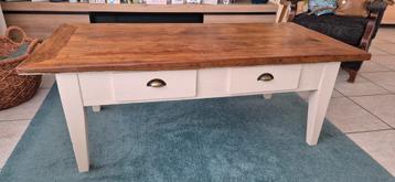 salontafel gerestyled (heeft wel wat TLC nodig)  beschikbaar voor biedingen