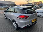 Renault Clio Estate 1.2 TCe Intens AUTOMAAT LEDER LED CRUISE, Auto's, Gebruikt, 4 cilinders, 635 kg, Electronic Stability Program (ESP)