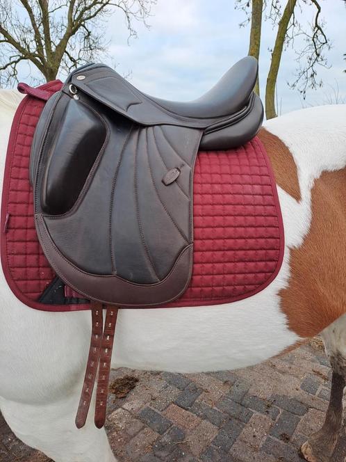 Kentaur Ithaka APM 17,5 inch, zitting maat 2, doe een bod, Dieren en Toebehoren, Paarden en Pony's | Zadels, Zo goed als nieuw