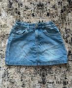 Leuk HEMA spijkerrokje maat 122-128, Ophalen of Verzenden, Zo goed als nieuw, Meisje, Jurk of Rok