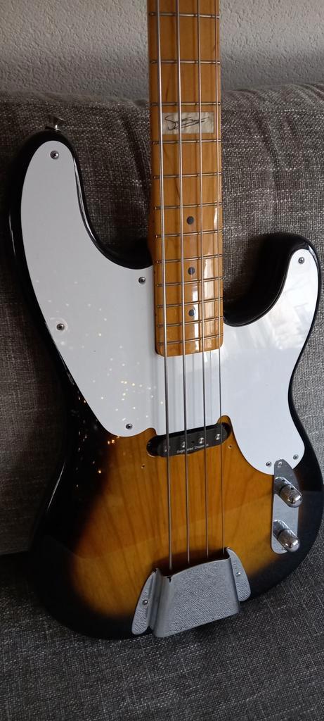 Fender precision Sting bas., Muziek en Instrumenten, Snaarinstrumenten | Gitaren | Bas, Zo goed als nieuw, Elektrisch, Ophalen