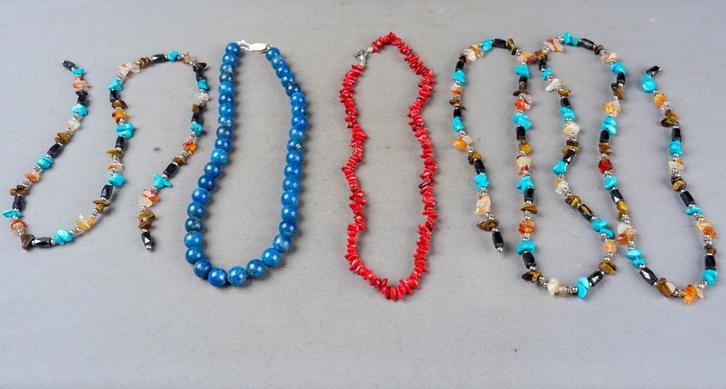 Halskettingen Lapis Lazulli Bloedkoraal Hematiet Turkoois, Verzamelen, Mineralen en Fossielen, Mineraal, Ophalen of Verzenden