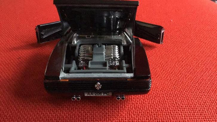 FERRARI BEROEMD MODEL TESTAROSSO NIEUW MINIPRIJS BURAGO, Hobby en Vrije tijd, Modelauto's | 1:24, Nieuw, Auto, Bburago, Ophalen of Verzenden