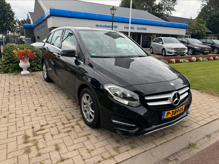 B 180 automaat style. 122pk afn trekhaak aanbieding, Auto's, Mercedes-Benz, Particulier, Ophalen