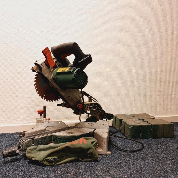 Bosch PCM 8S - Afkortzaag / Verstekzaag, Doe-het-zelf en Verbouw, Gereedschap | Handgereedschap, Gebruikt, Ophalen of Verzenden