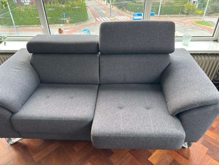 Almada 2.5 Zits Bank - Roswell Stof Onyx, Huis en Inrichting, Banken | Bankstellen, Gebruikt, Rechte bank, Driepersoons, 200 tot 250 cm