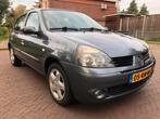 Renault Clio 1.2 55KW Autbas E3 2005 Blauw, Auto's, Renault, Voorwielaandrijving, 74 pk, 4 cilinders, 940 kg