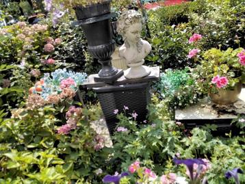 Diverse Beelden voor tuin of in huis,, beschikbaar voor biedingen