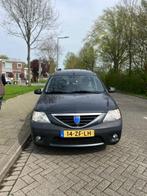 Dacia Logan 1.6 77KW MCV 7P 2008 Grijs, Auto's, Dacia, Origineel Nederlands, Te koop, Zilver of Grijs, Benzine