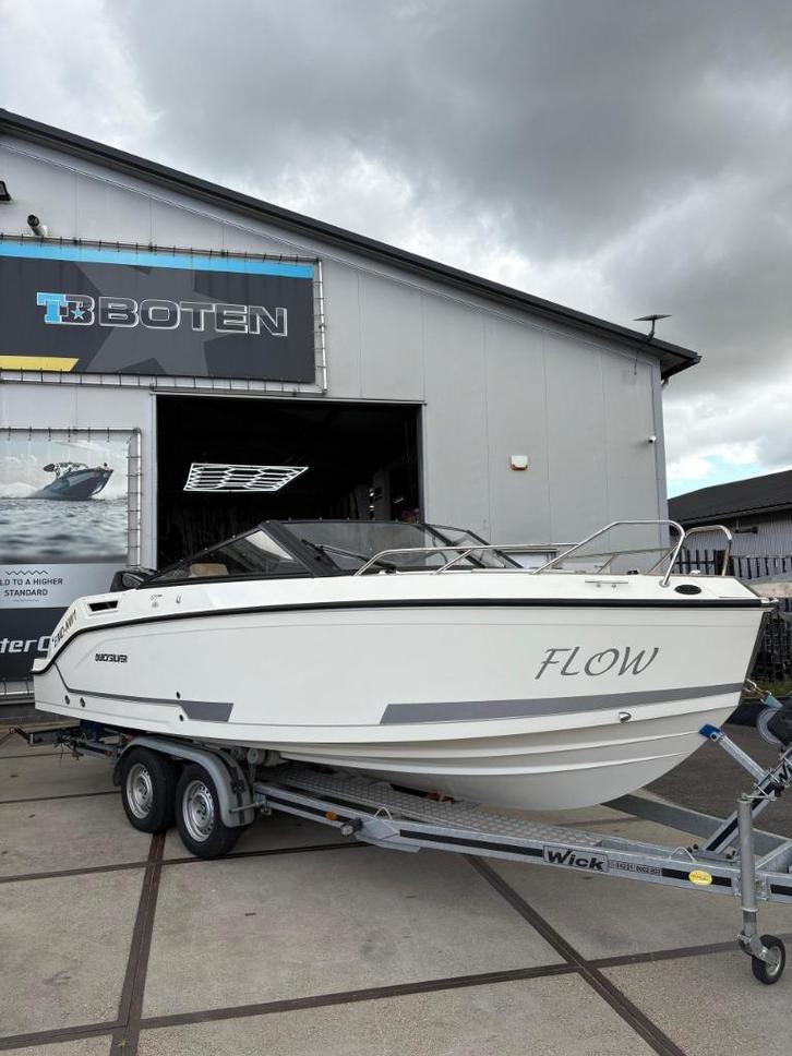 Quicksilver 675, Watersport en Boten, Speedboten, Zo goed als nieuw, 6 meter of meer, Benzine, 200 pk of meer, Polyester, Buitenboordmotor