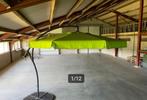 Madison Zweefparasol 3meter, met voet ZONDER Parasol Tegels!, Ophalen, Kantelbaar, Gebruikt, Zweefparasol