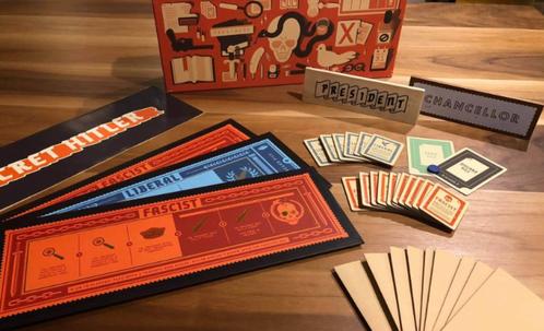 Secret Hitler, Hobby en Vrije tijd, Gezelschapsspellen | Bordspellen, Nieuw, Vijf spelers of meer, Reisspel, Ophalen of Verzenden