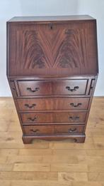 Secretaire, Ophalen
