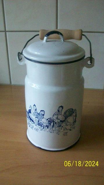 Emaille melkbus met kippenafbeelding, 1 liter beschikbaar voor biedingen