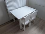 IKEA Kindertafel met 2 Stoelen, Kinderen en Baby's, Kinderkamer | Tafels en Stoelen, Ophalen, Gebruikt, Tafel(s) en Stoel(en)