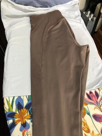 nieuwe legging maat L beschikbaar voor biedingen