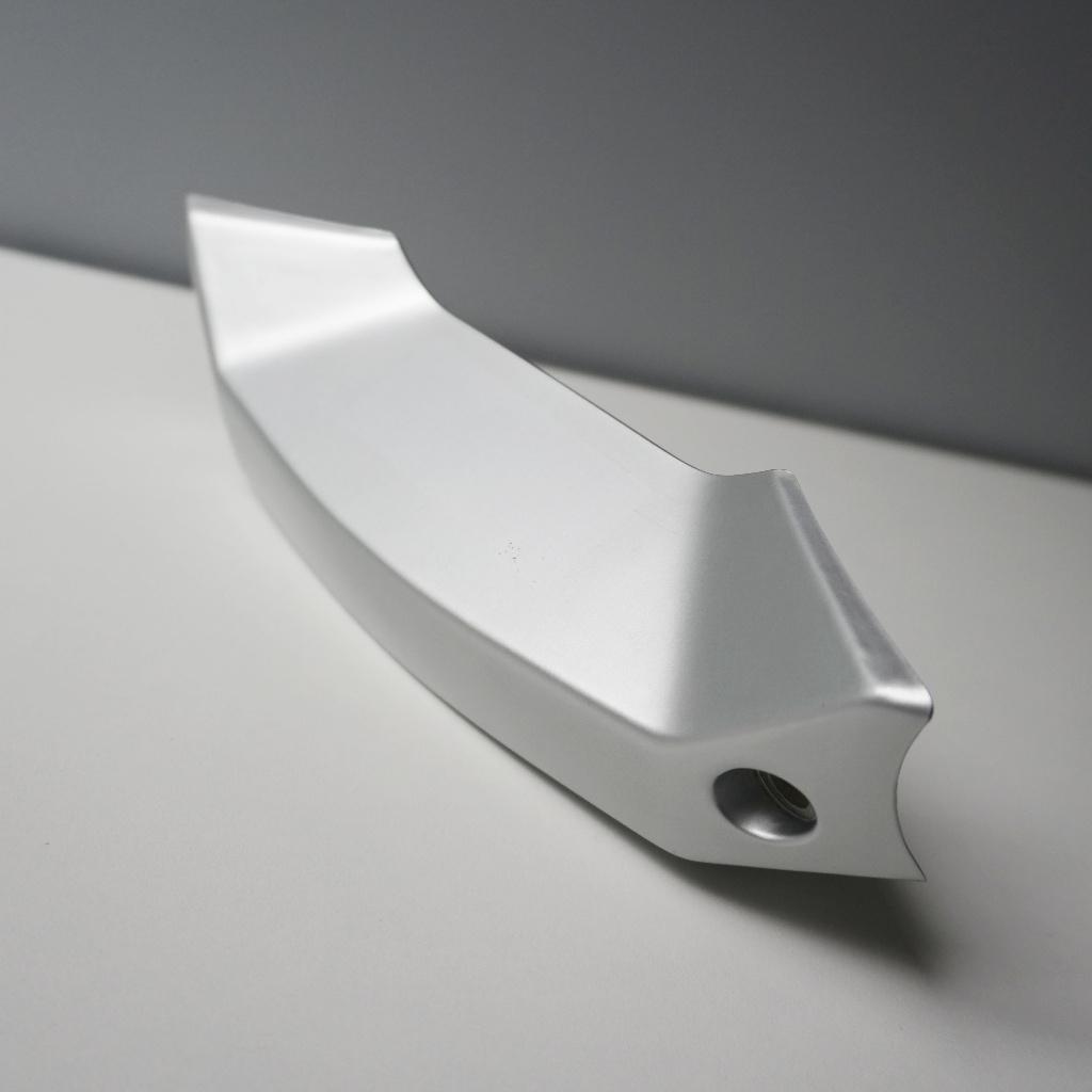 Aprilia SR Stuurkap Zilver Handlebar Plate Silver, Fietsen en Brommers, Brommers | Tuning en Styling, Zo goed als nieuw, Verzenden