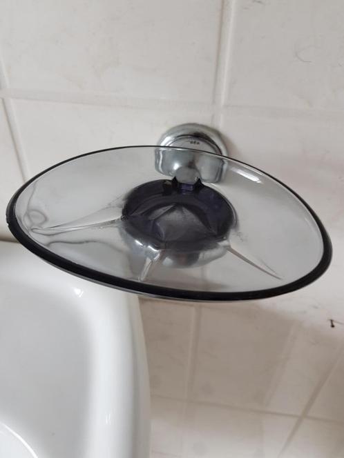 Te koop luxe zeephouder, glash handdoekhouder, los te koop!!, Huis en Inrichting, Badkamer | Badtextiel en Accessoires, Zo goed als nieuw