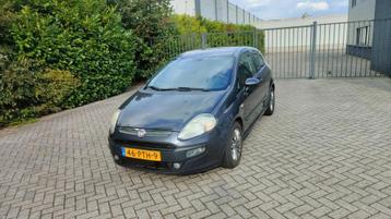 Fiat Punto Evo 1.3 M-Jet Dynamic bj 2011 nw apk beschikbaar voor biedingen