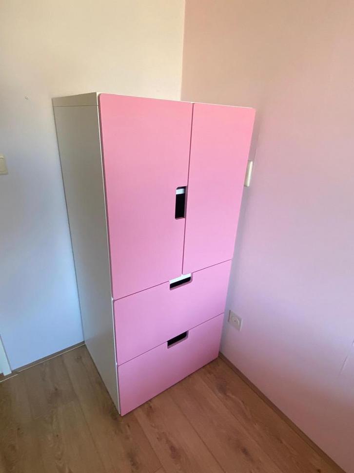 Roze kast met lades en deuren, Huis en Inrichting, Kasten | Ladekasten, Zo goed als nieuw, 100 tot 150 cm, 50 tot 100 cm, 50 tot 75 cm
