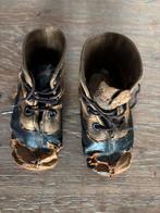 Antieke vintage brocante poppenschoentjes lengte 12 cm, Verzamelen, Poppen, Ophalen of Verzenden, Gebruikt, Pop