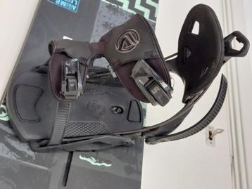 Flow Fuse Snowboard Bindingen + Gratis Burton board beschikbaar voor biedingen